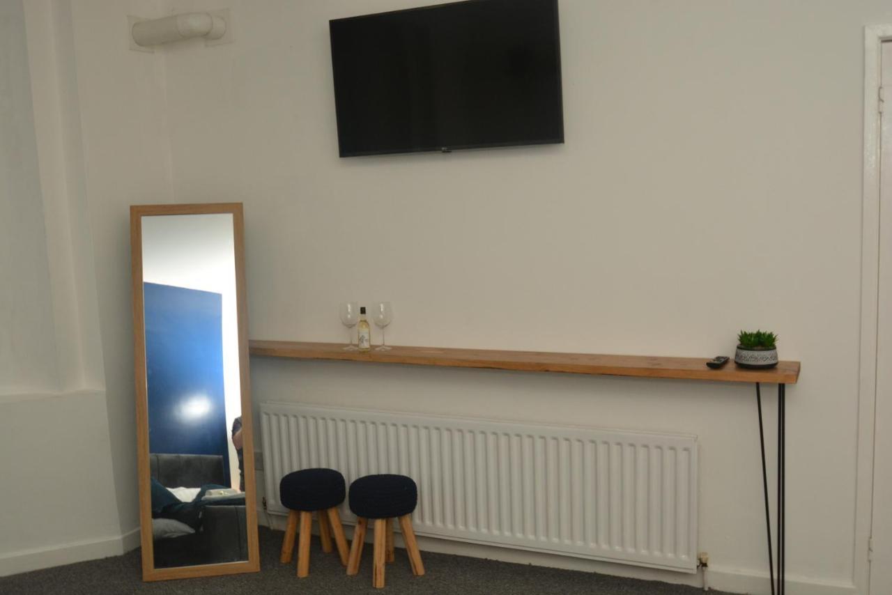 Spacious And Homely 2 Bedroom Flat - Suitelivin Gateshead Exterior photo